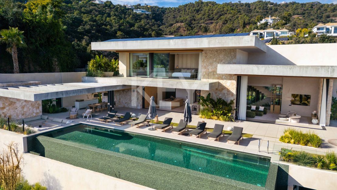 Brand-new Luxury Villa with Sea Views in Secure Gated El Madroñal, Benahavis, Marbella