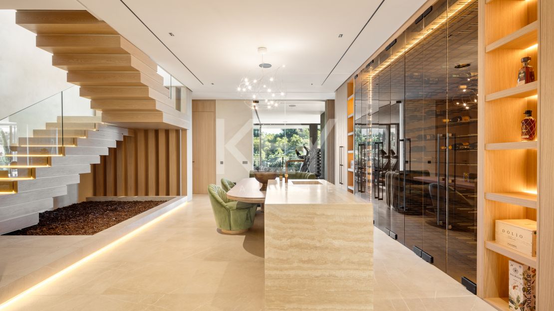 Brand-new Luxury Villa with Sea Views in Secure Gated El Madroñal, Benahavis, Marbella