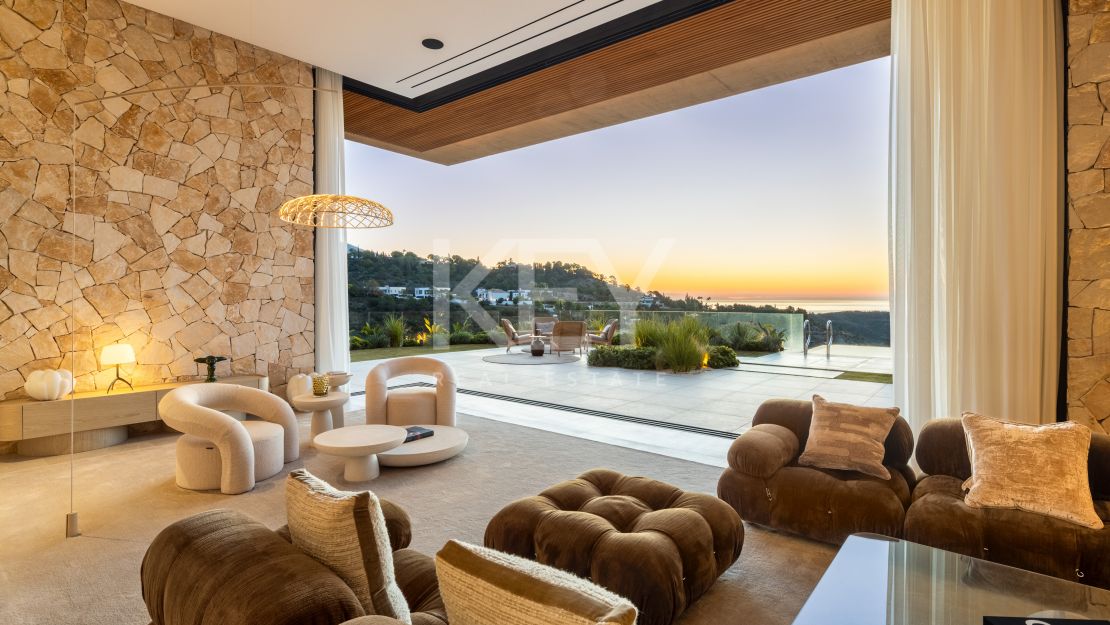 Brand-new Luxury Villa with Sea Views in Secure Gated El Madroñal, Benahavis, Marbella