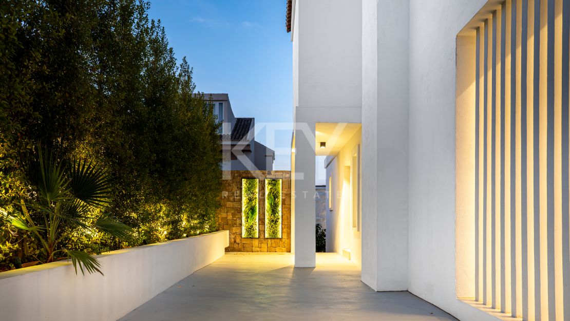 Increíble villa de lujo junto a la playa, Nueva Milla de Oro, Marbella