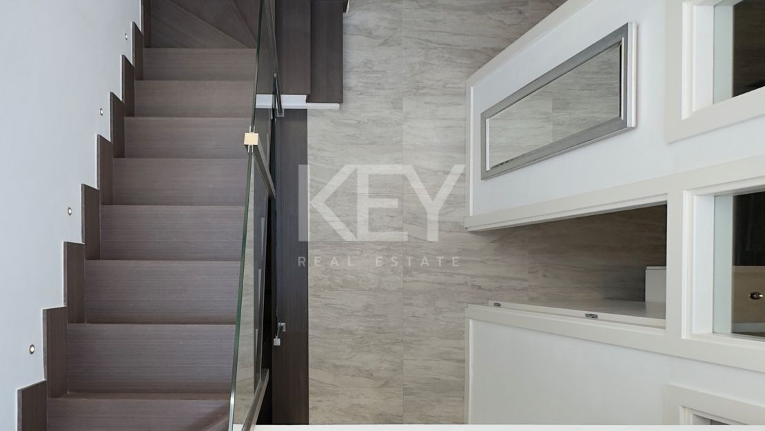 Elegante adosado situado en la prestigiosa zona de Sierra Blanca