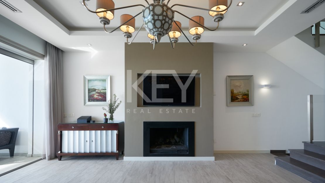 Elegante adosado situado en la prestigiosa zona de Sierra Blanca