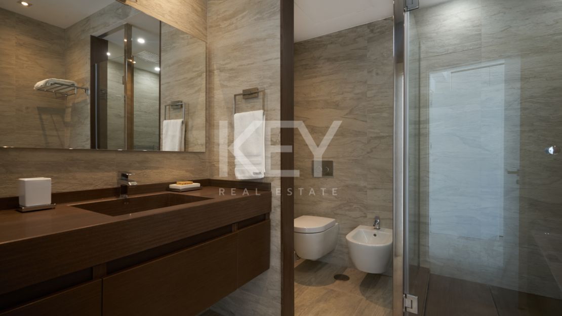 Elegante adosado situado en la prestigiosa zona de Sierra Blanca