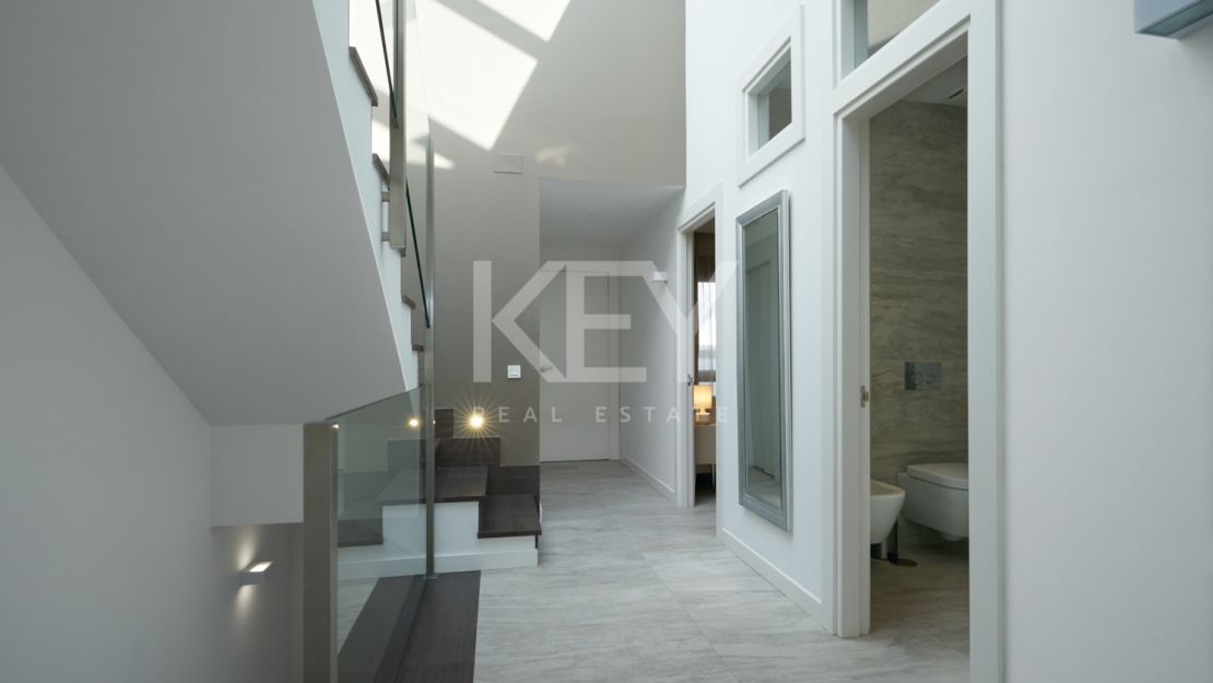 Elegante adosado situado en la prestigiosa zona de Sierra Blanca