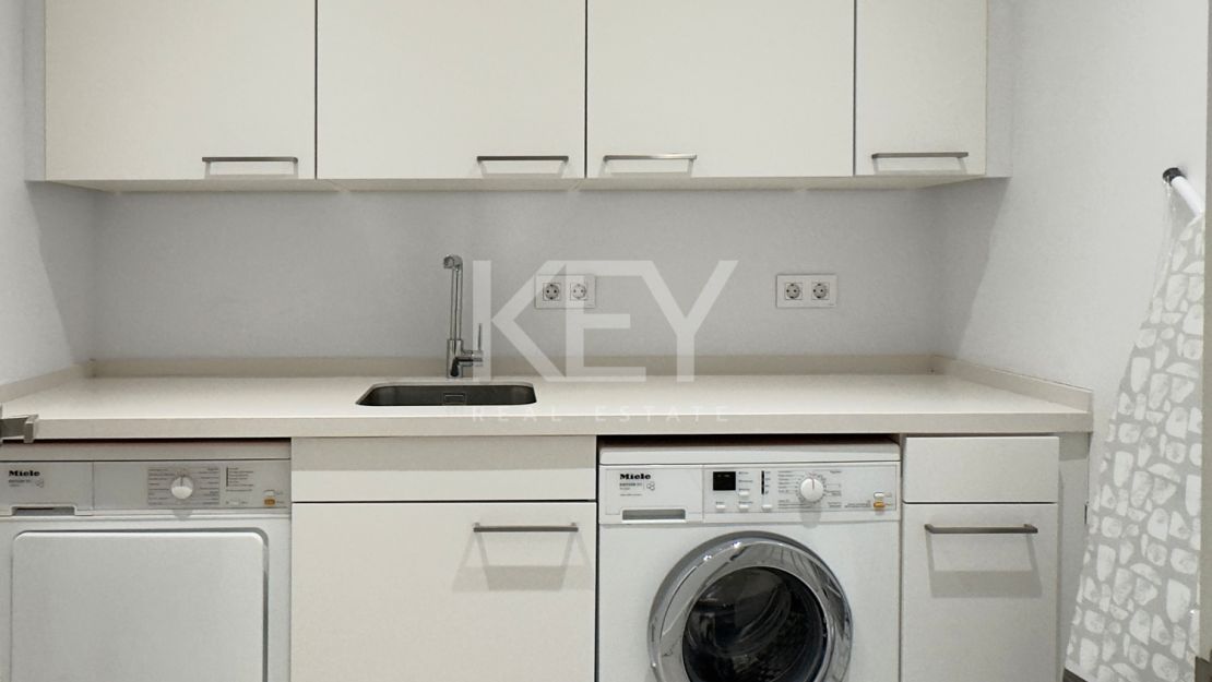 Elegante adosado situado en la prestigiosa zona de Sierra Blanca