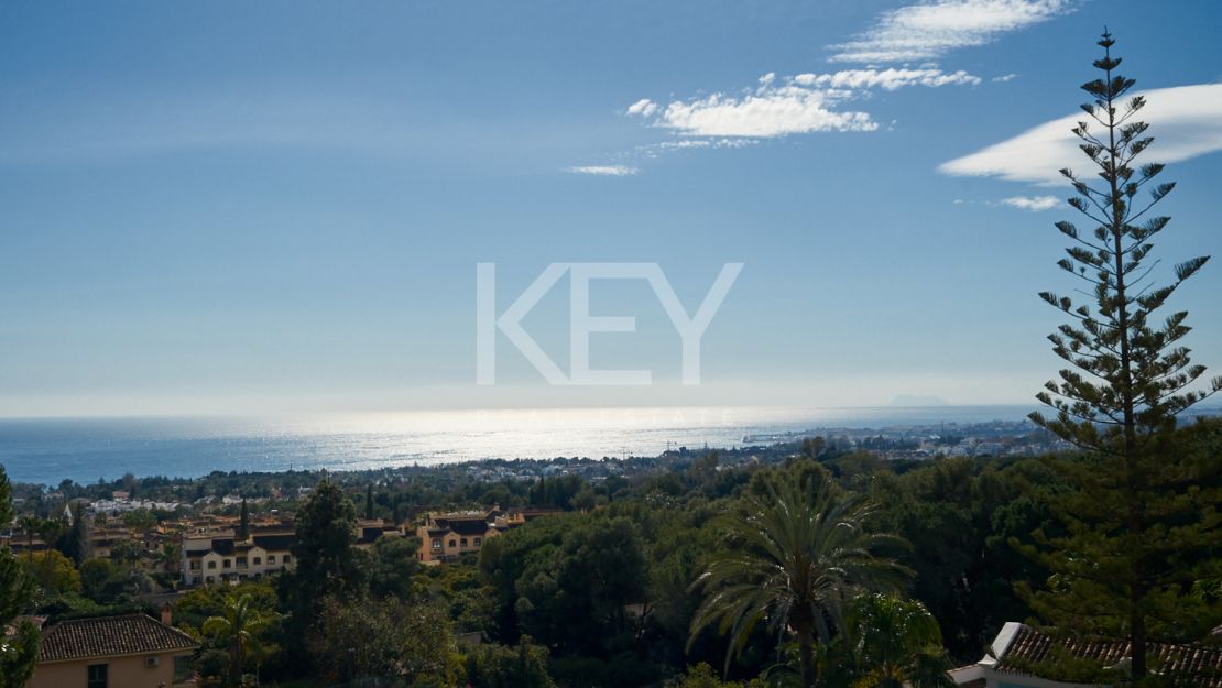 Elegante adosado situado en la prestigiosa zona de Sierra Blanca