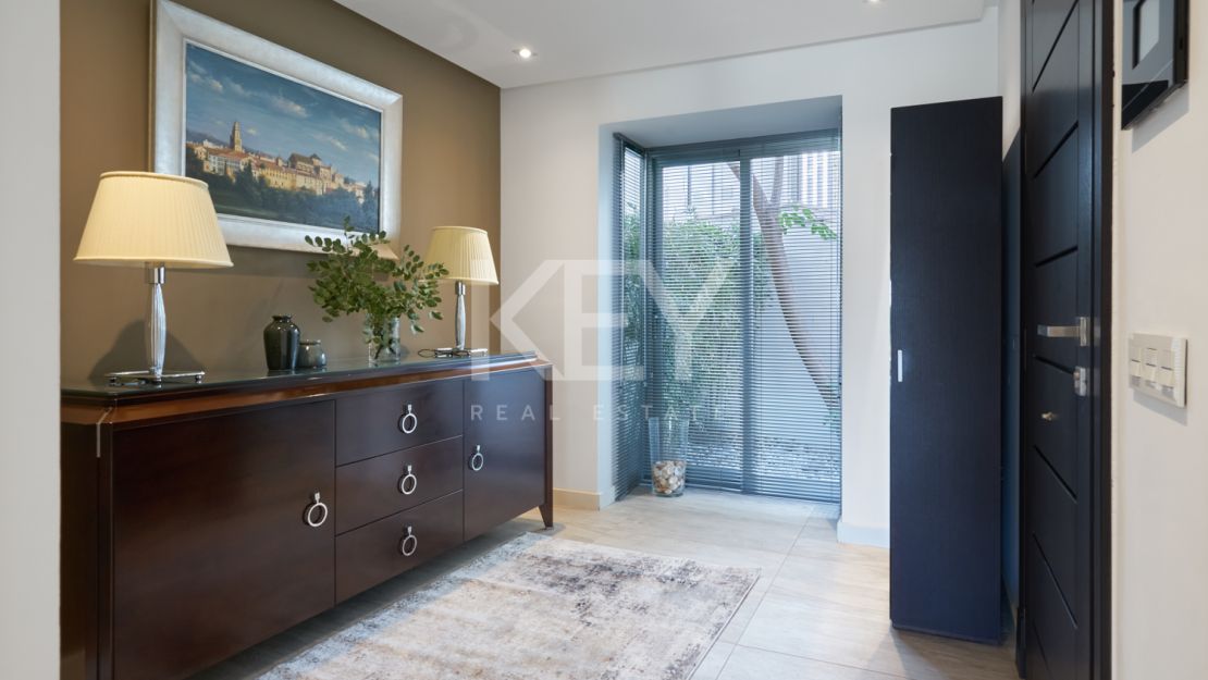 Elegante adosado situado en la prestigiosa zona de Sierra Blanca