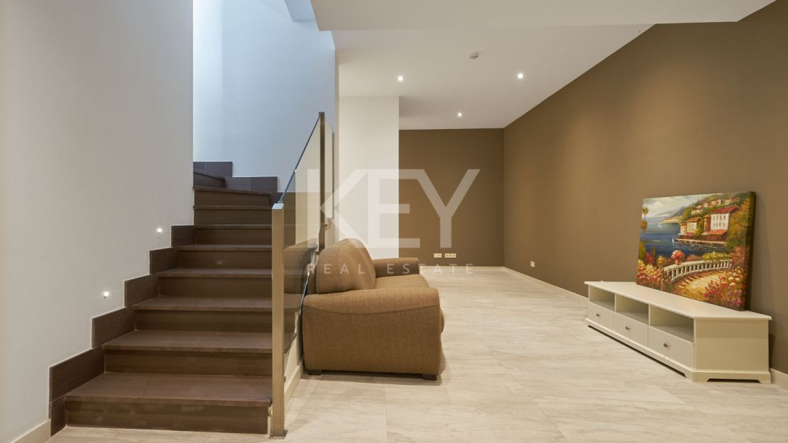 Elegante adosado situado en la prestigiosa zona de Sierra Blanca