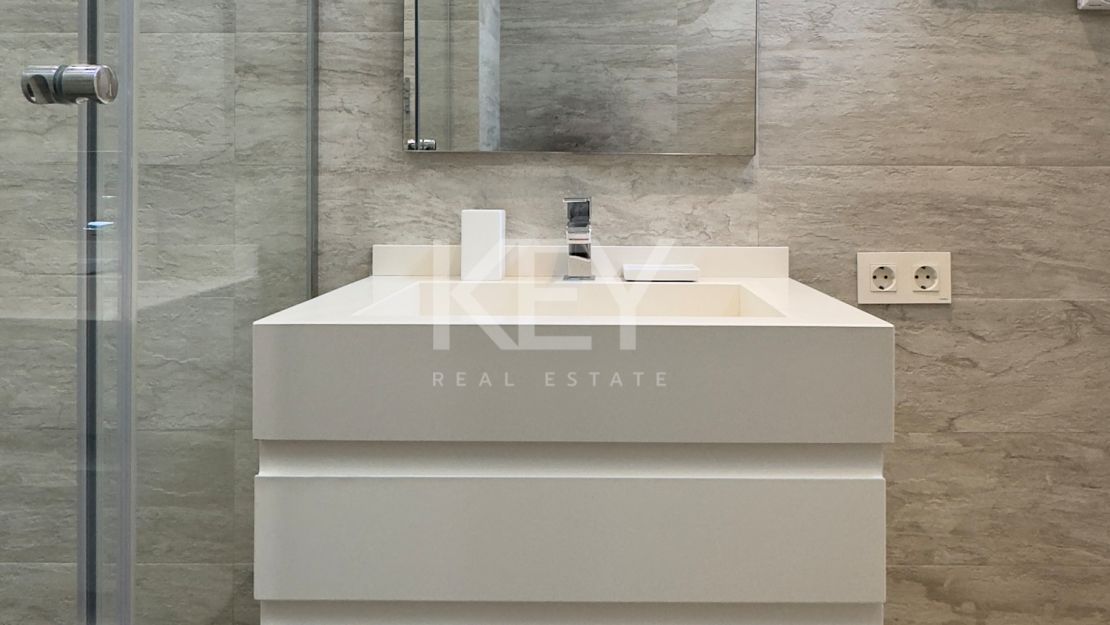 Elegante adosado situado en la prestigiosa zona de Sierra Blanca