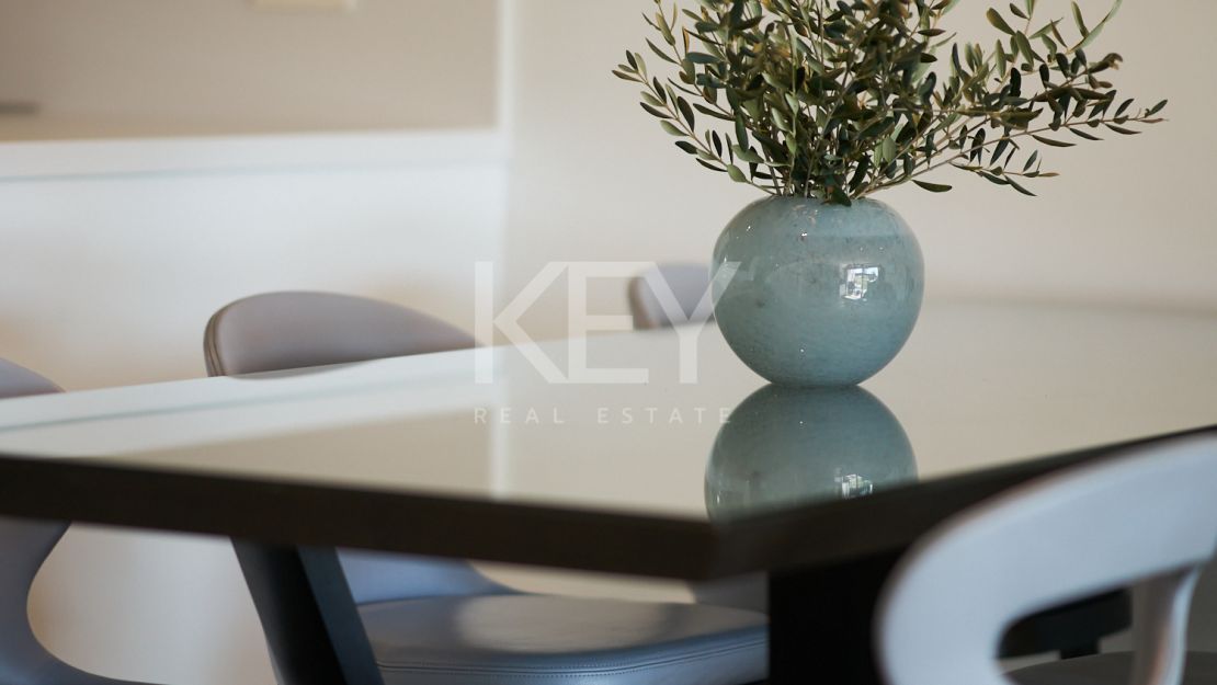 Elegante adosado situado en la prestigiosa zona de Sierra Blanca