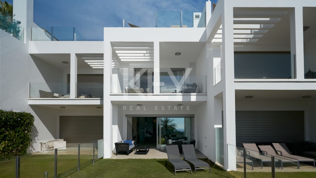 Elegante adosado situado en la prestigiosa zona de Sierra Blanca