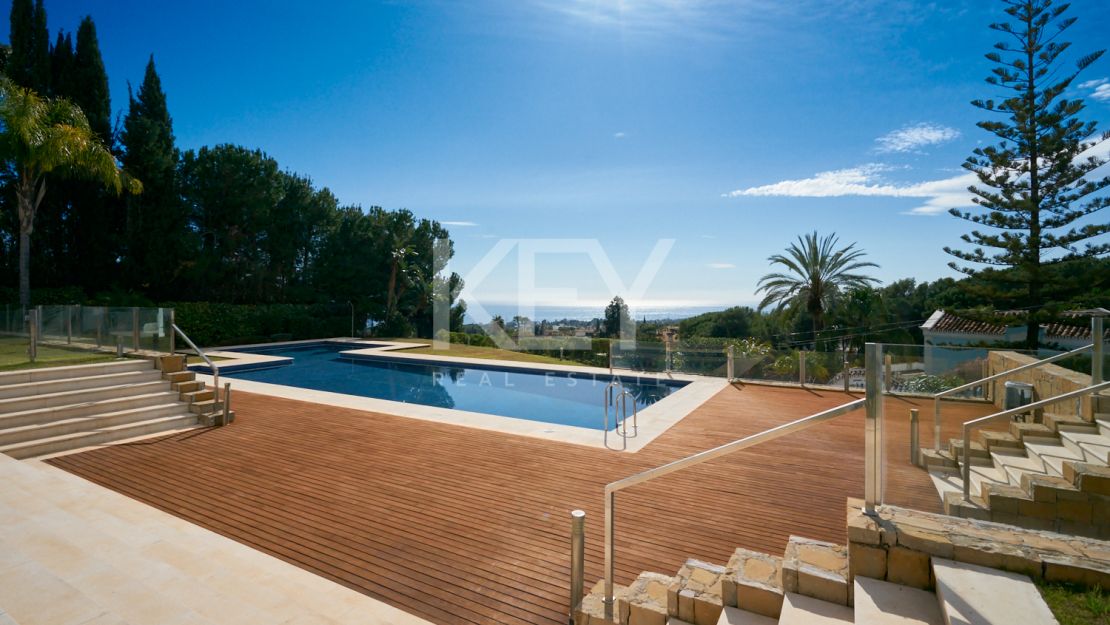 Elegante adosado situado en la prestigiosa zona de Sierra Blanca