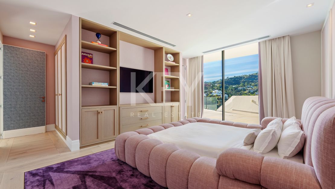 Contemporary Luxury Villa in El Madroñal, Benahavis, Marbella