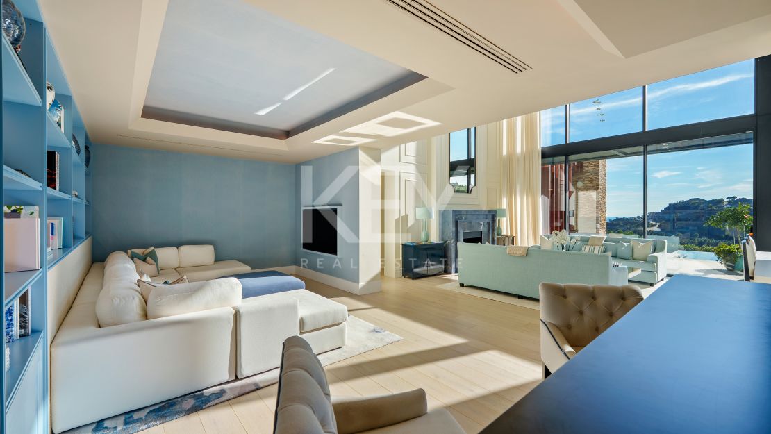 Contemporary Luxury Villa in El Madroñal, Benahavis, Marbella