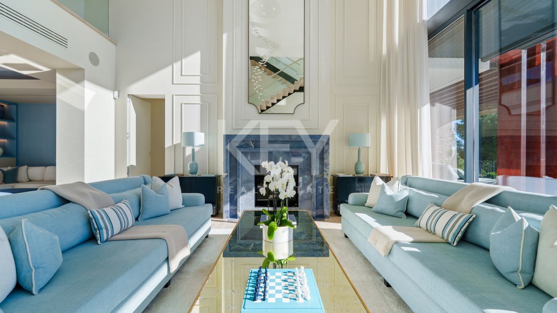 Contemporary Luxury Villa in El Madroñal, Benahavis, Marbella