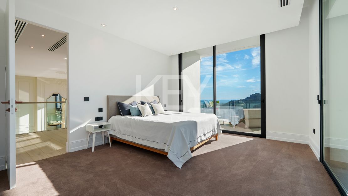 Contemporary Luxury Villa in El Madroñal, Benahavis, Marbella