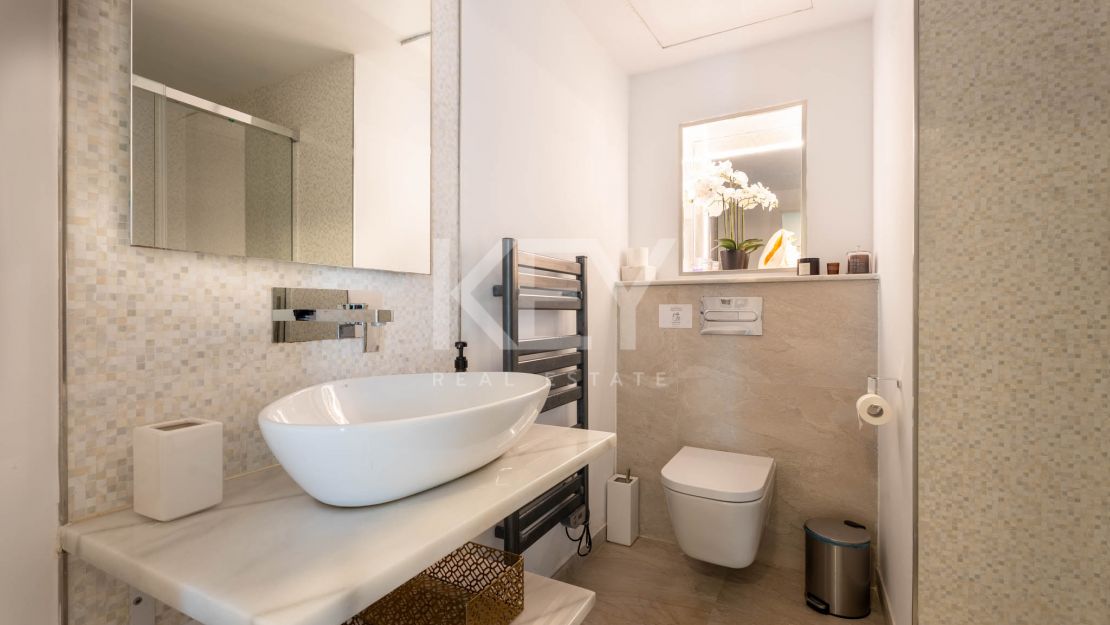 Elegant Family Villa with Outdoor Living and Prime Location -El Rosario, Marbella East