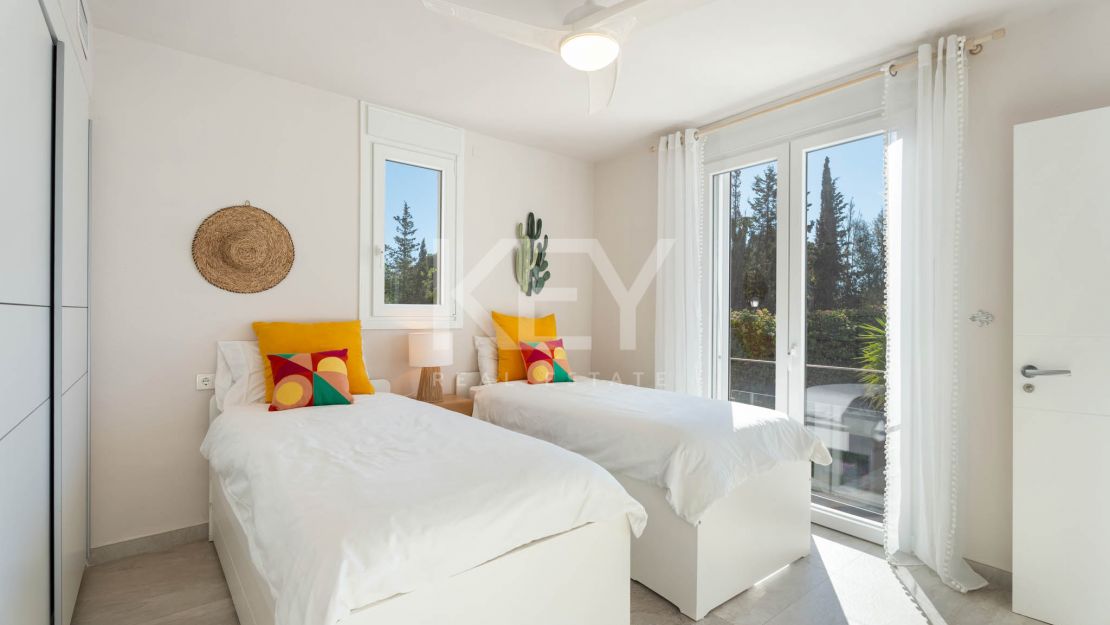 Elegant Family Villa with Outdoor Living and Prime Location -El Rosario, Marbella East