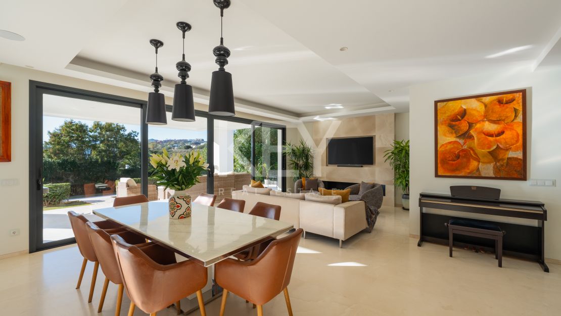 Contemporary Luxury Villa In Los Olivos, Nueva Andalucía
