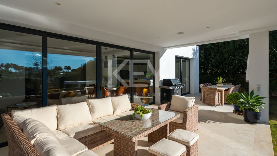 Contemporary Luxury Villa In Los Olivos, Nueva Andalucía