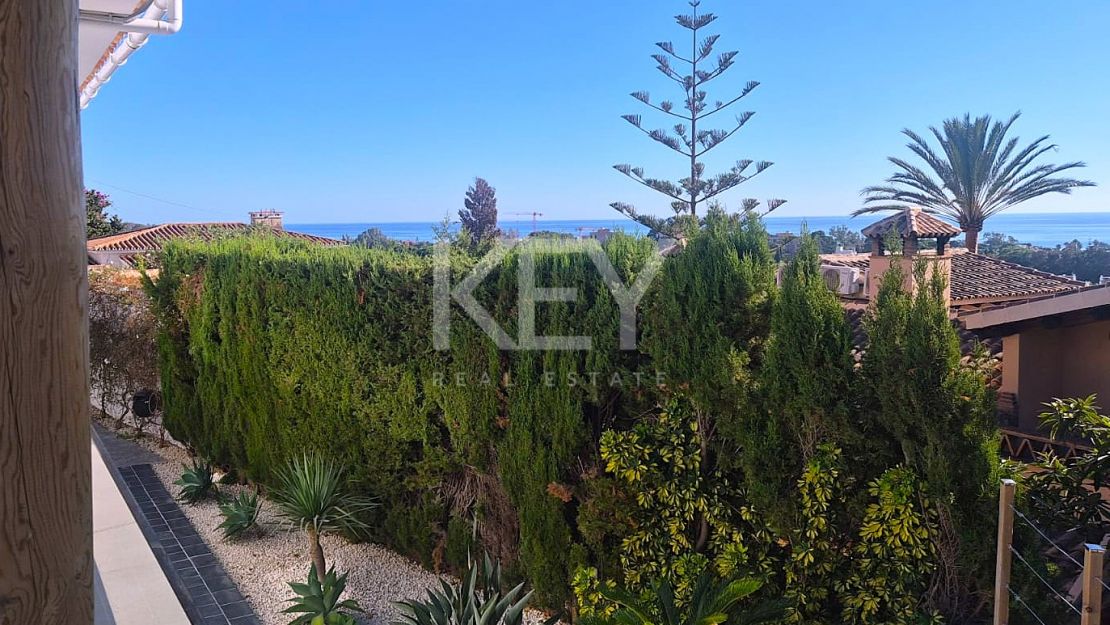 A Superb Modern Villa Walk to the Beach with Panoramic Views