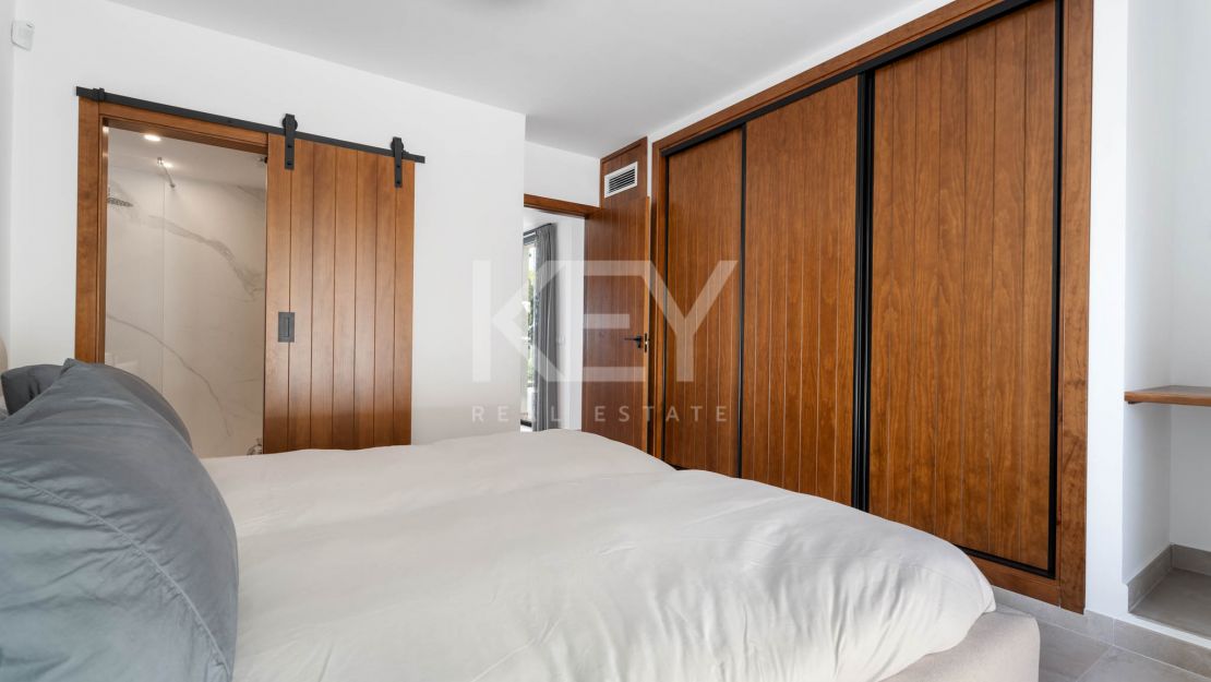 A Superb Modern Villa Walk to the Beach with Panoramic Views