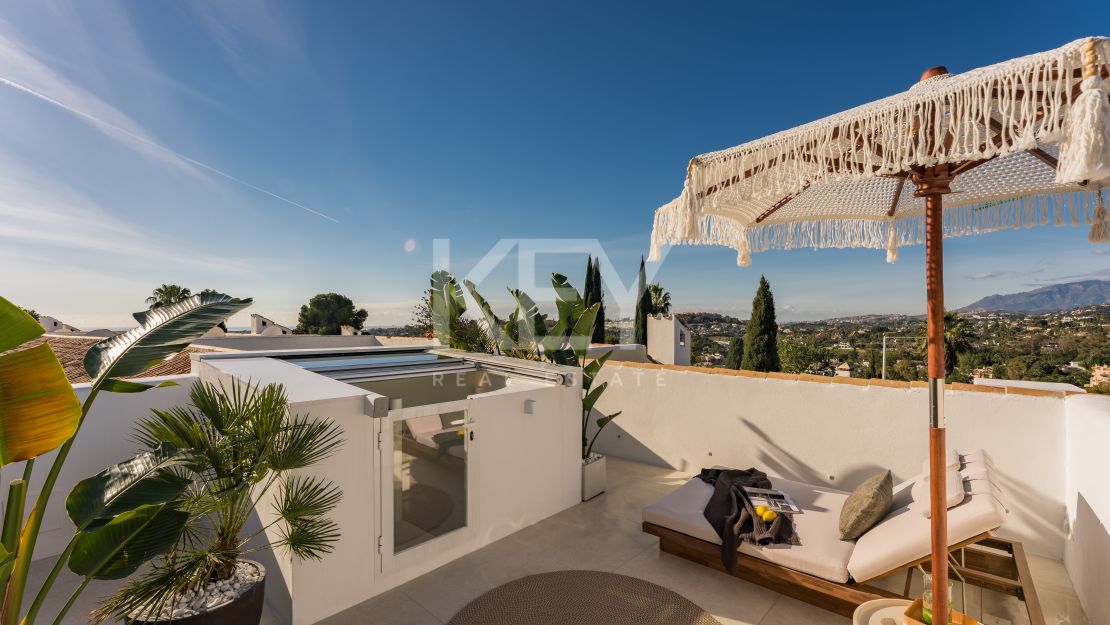 Beautiful Townhouse for Sale near Golf and Schools in Aloha, Marbella