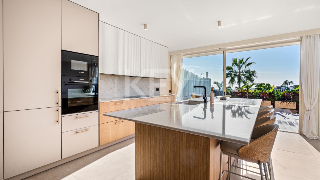 Newly Renovated Luxury Flat in Nueva Andalucia, Marbella