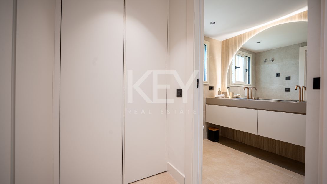 Newly Renovated Luxury Flat in Nueva Andalucia, Marbella