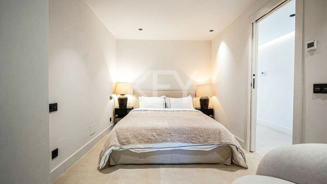 Newly Renovated Luxury Flat in Nueva Andalucia, Marbella