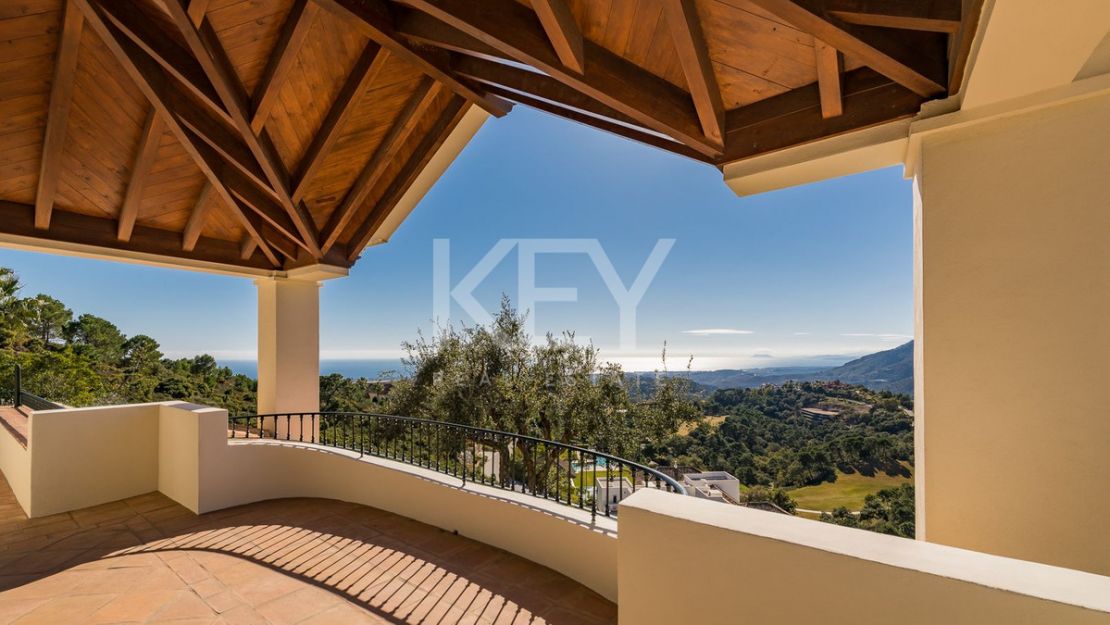 Villa  en venta  en  La Zagaleta, Benahavis