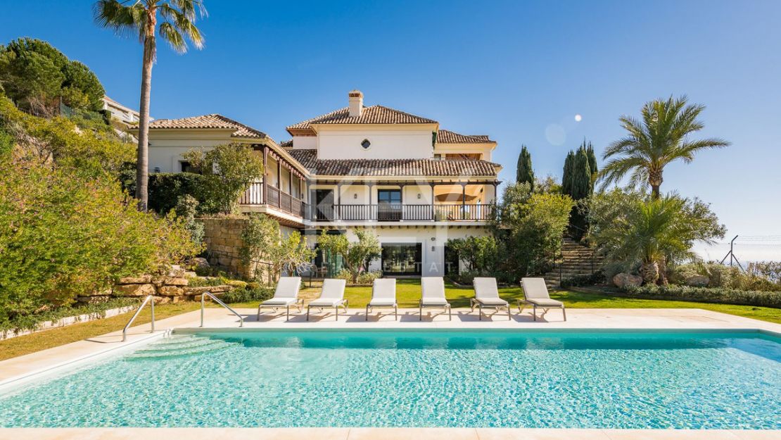 Villa  en venta  en  La Zagaleta, Benahavis