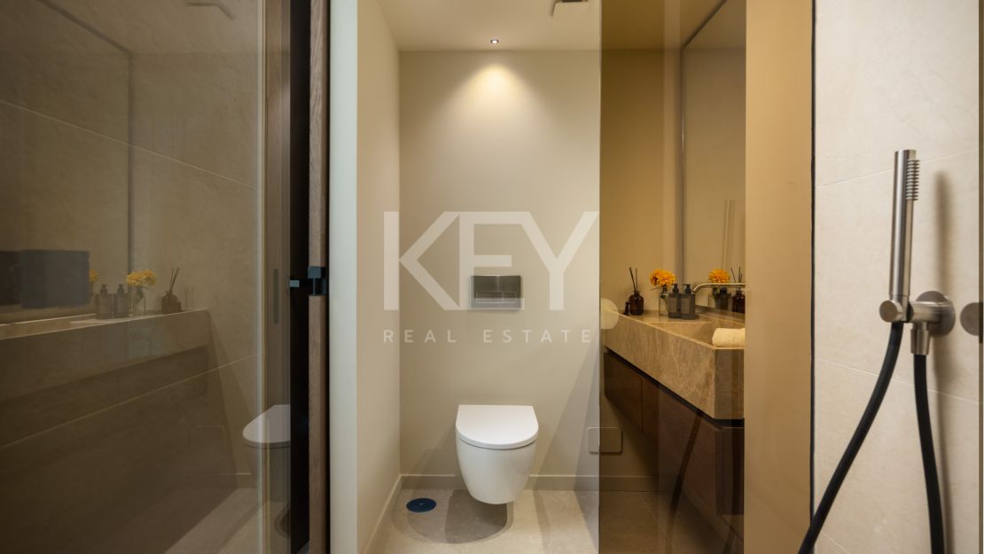 Вилла в балийском стиле в самом сердце долины гольфа в Новой Андалусии