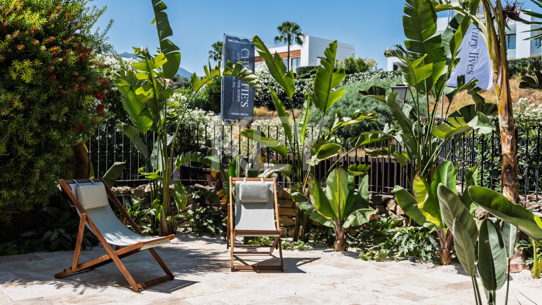 Вилла в балийском стиле в самом сердце долины гольфа в Новой Андалусии