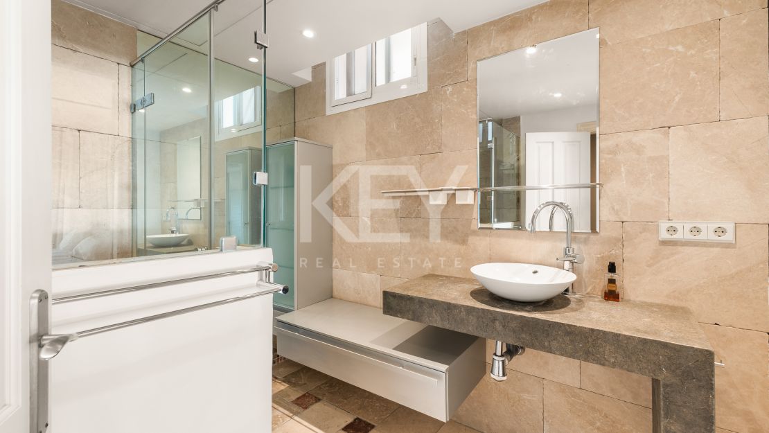 Уютная квартира с панорамным видом на море в Пуэрто-Банусе, Марбелья