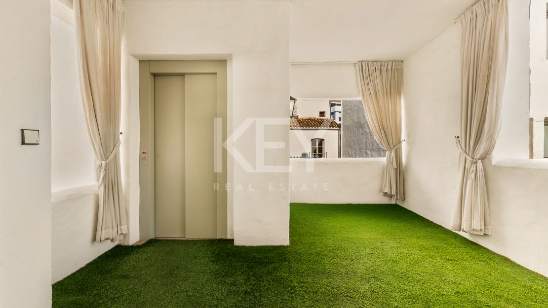 Уютная квартира с панорамным видом на море в Пуэрто-Банусе, Марбелья