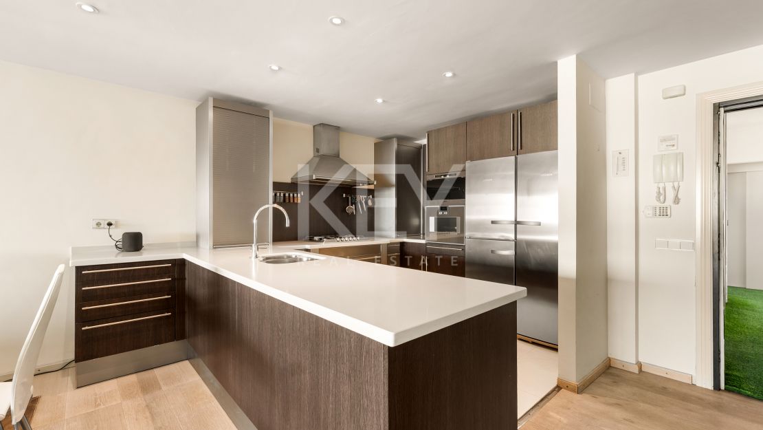 Уютная квартира с панорамным видом на море в Пуэрто-Банусе, Марбелья