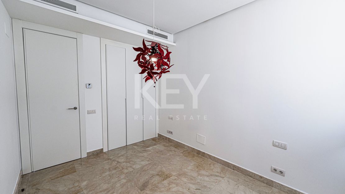 Beautiful Corner Townhouse with own garden and a roof-top pool in Rio Real, Marbella