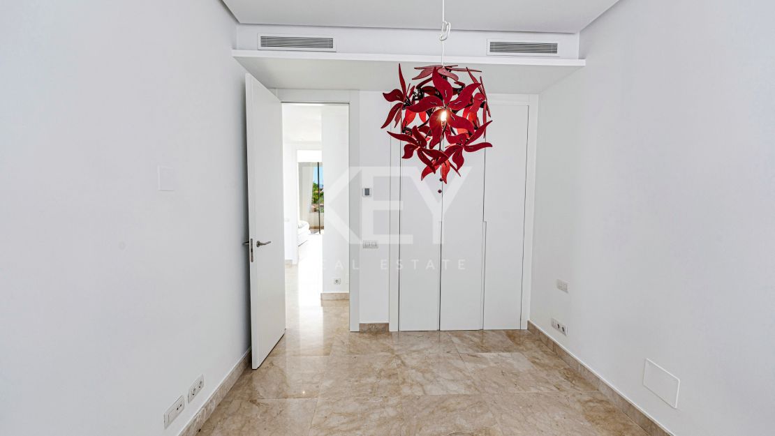 Beautiful Corner Townhouse with own garden and a roof-top pool in Rio Real, Marbella