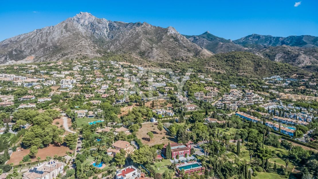 Amazing Plot with Panoramic Sea Views with Project in Marbella Hills