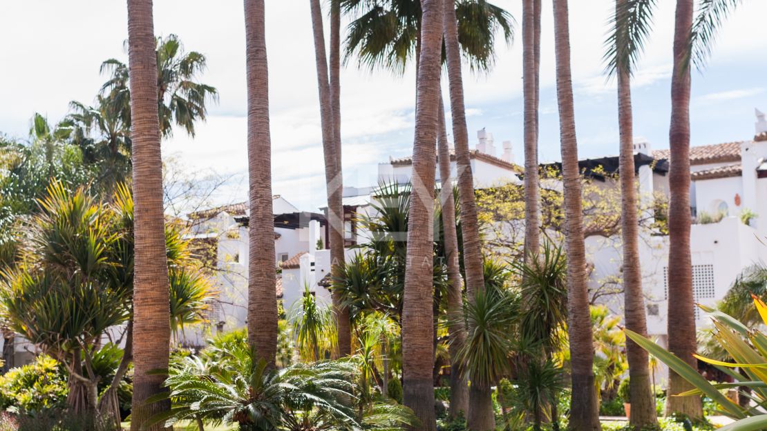 Современные апартаменты в Пуэнте Романо, самом знаковом курорте Марбельи, Золотая миля