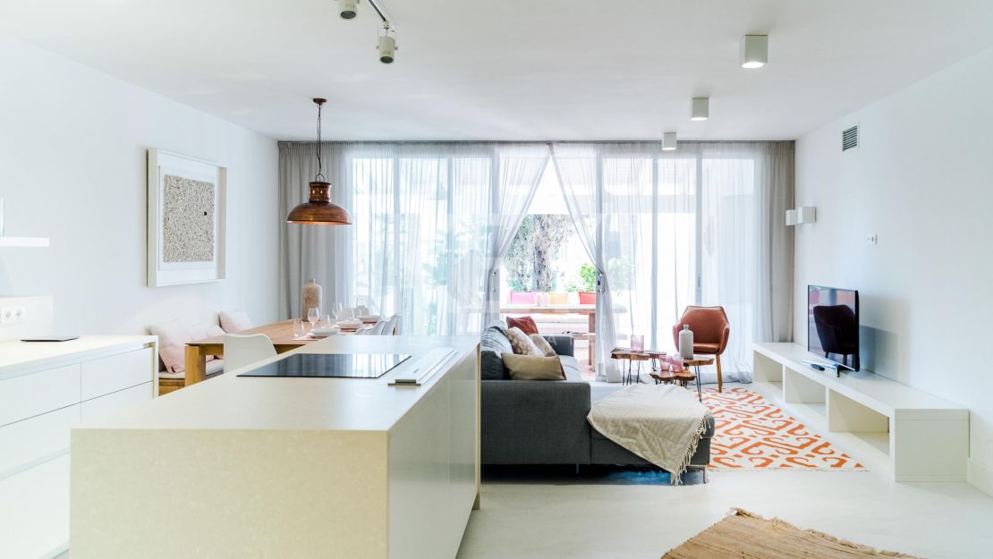 Современные апартаменты в Пуэнте Романо, самом знаковом курорте Марбельи, Золотая миля