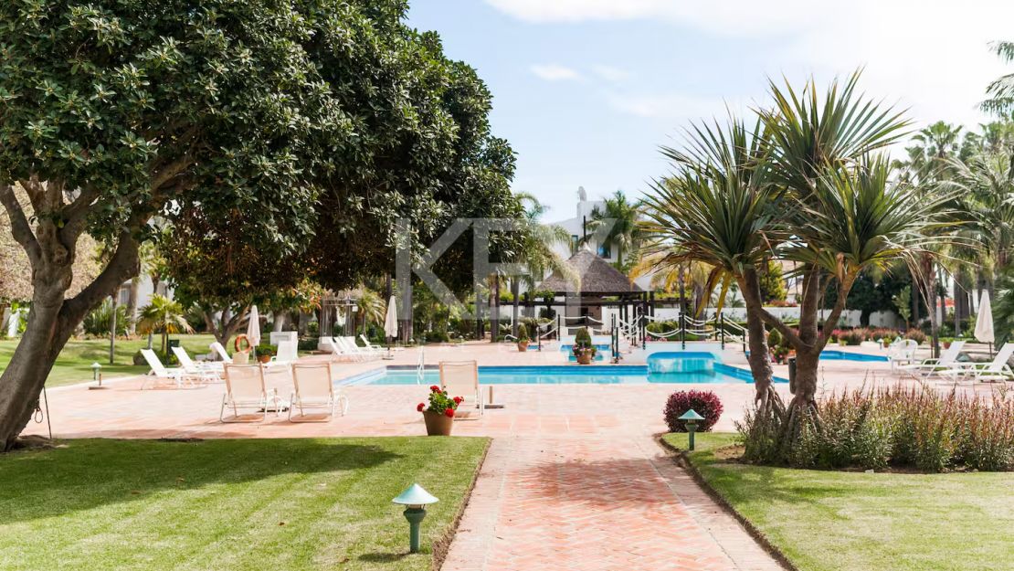 Современные апартаменты в Пуэнте Романо, самом знаковом курорте Марбельи, Золотая миля