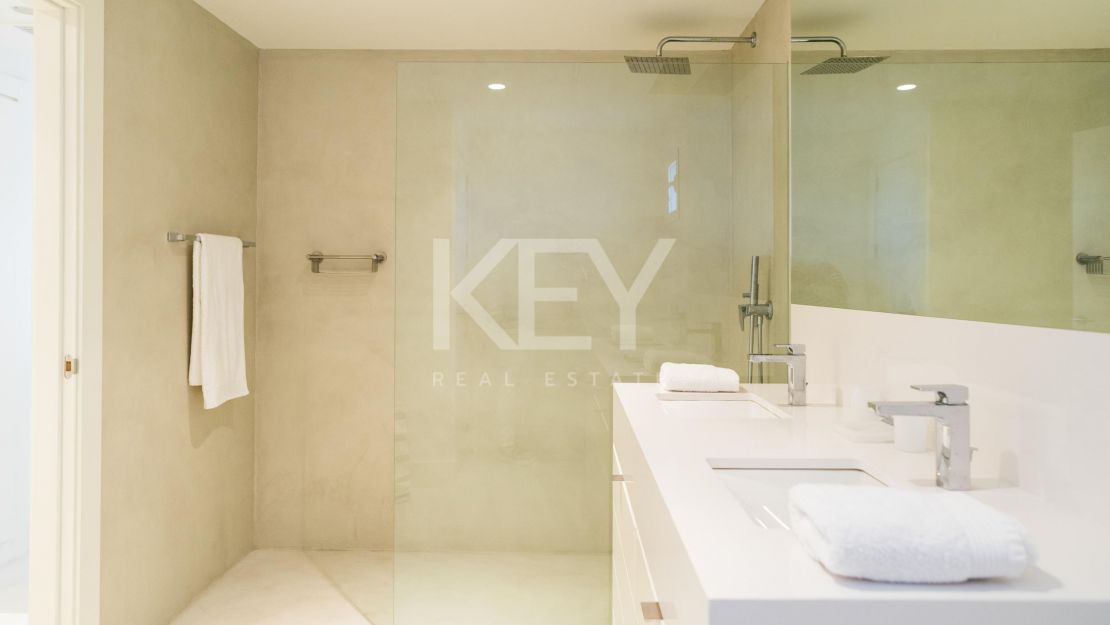 Современные апартаменты в Пуэнте Романо, самом знаковом курорте Марбельи, Золотая миля