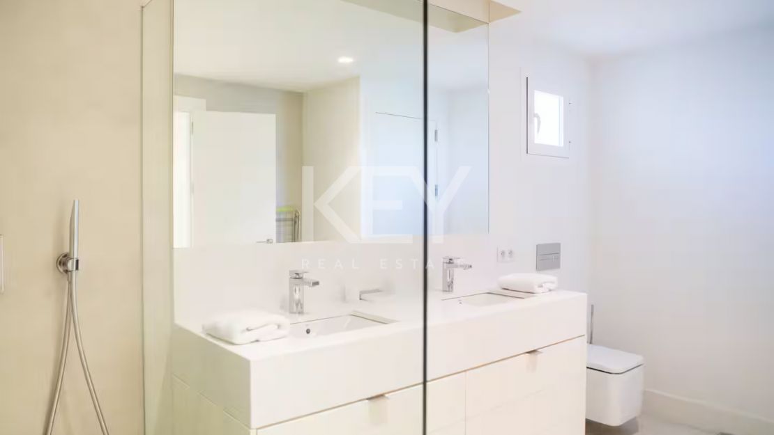 Современные апартаменты в Пуэнте Романо, самом знаковом курорте Марбельи, Золотая миля