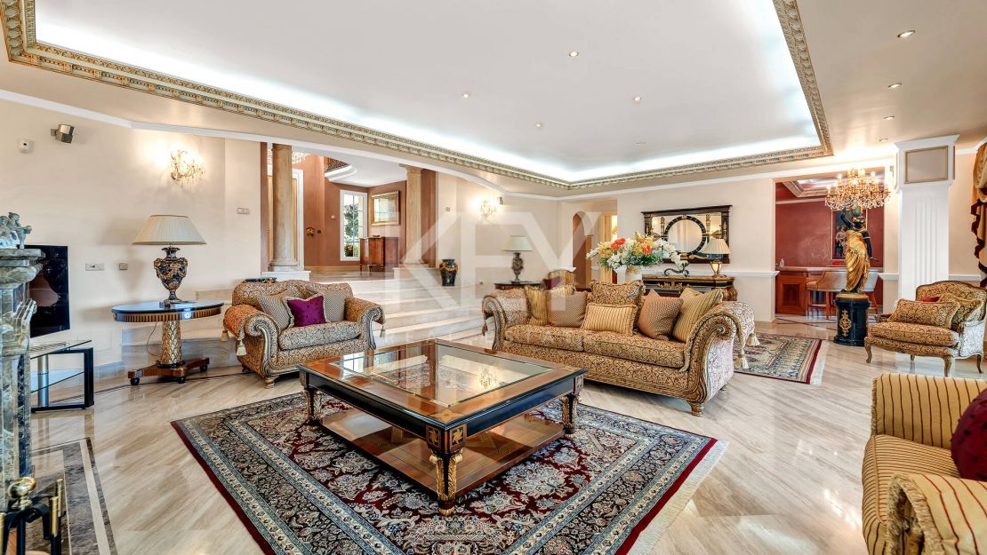 Magnífica villa en Sierra Blanca con impresionantes vistas al mar