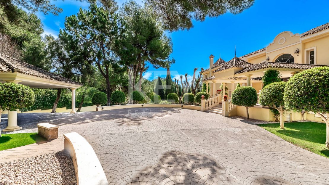 Magnífica villa en Sierra Blanca con impresionantes vistas al mar