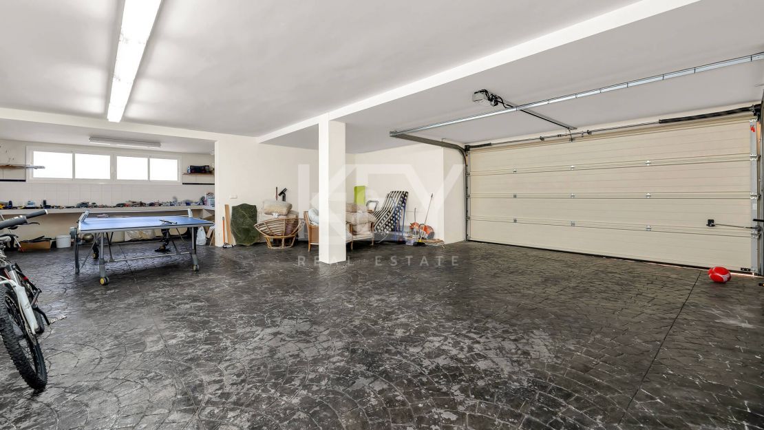 Magnífica villa en Sierra Blanca con impresionantes vistas al mar