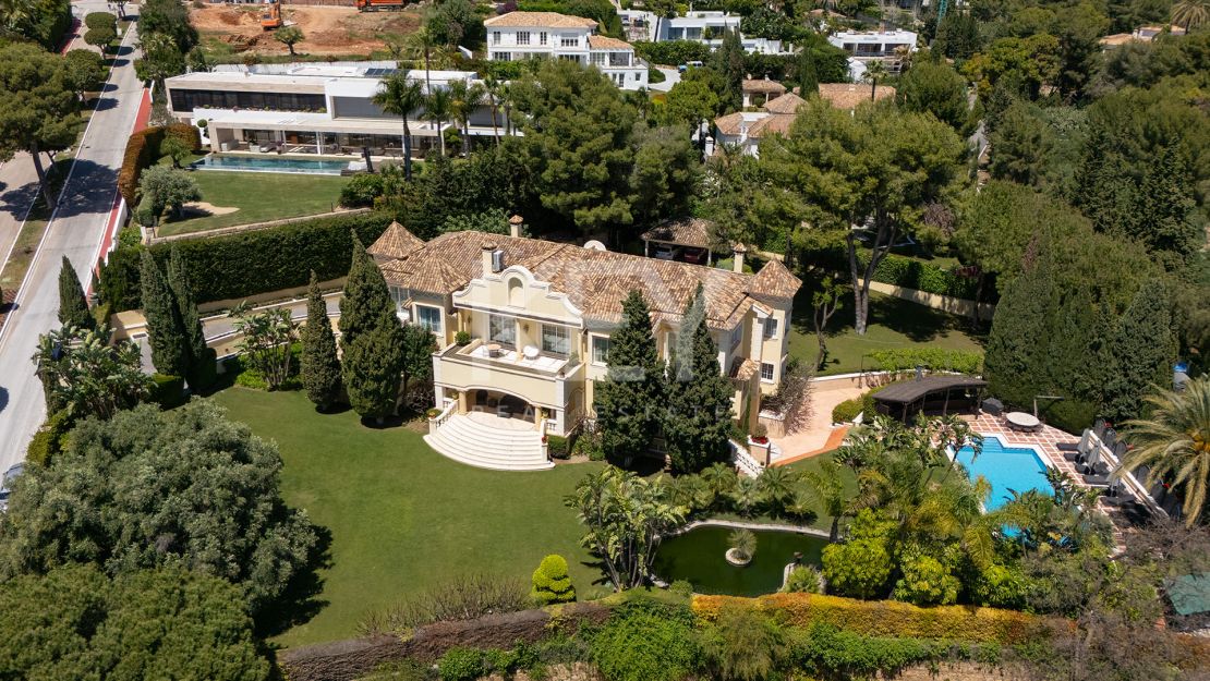 Magnífica villa en Sierra Blanca con impresionantes vistas al mar
