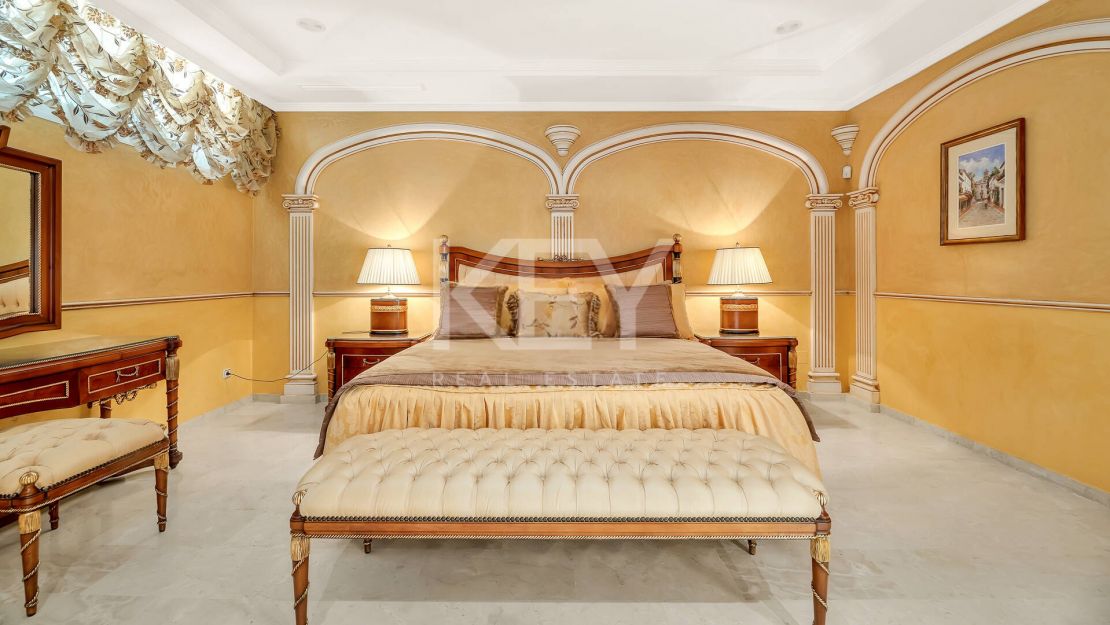 Magnífica villa en Sierra Blanca con impresionantes vistas al mar